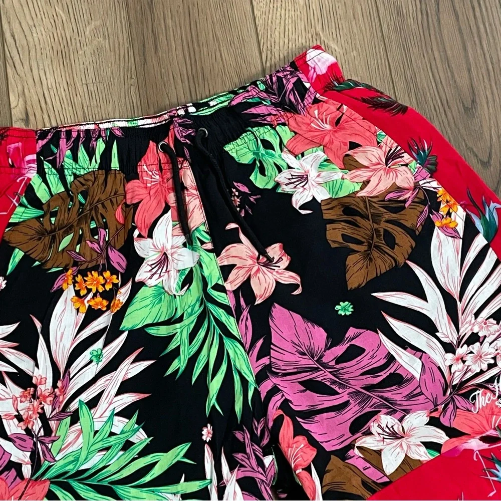 The Hundreds Swim Shorts‎ Mens Small Hawaiian Trunks NEW